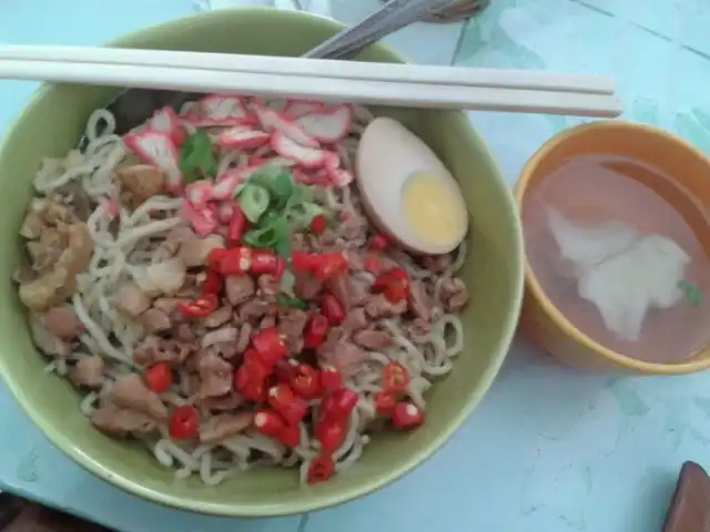 Gambar Makanan R.M Mie Pangsit Tower Medan 14