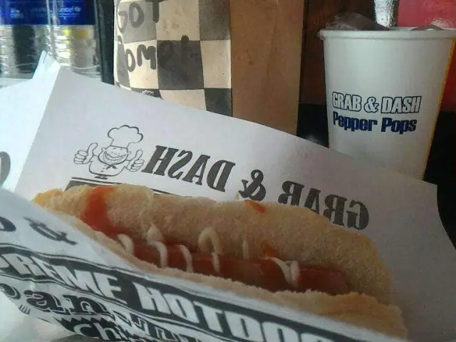Supreme Hot Dogs Food Photo 4