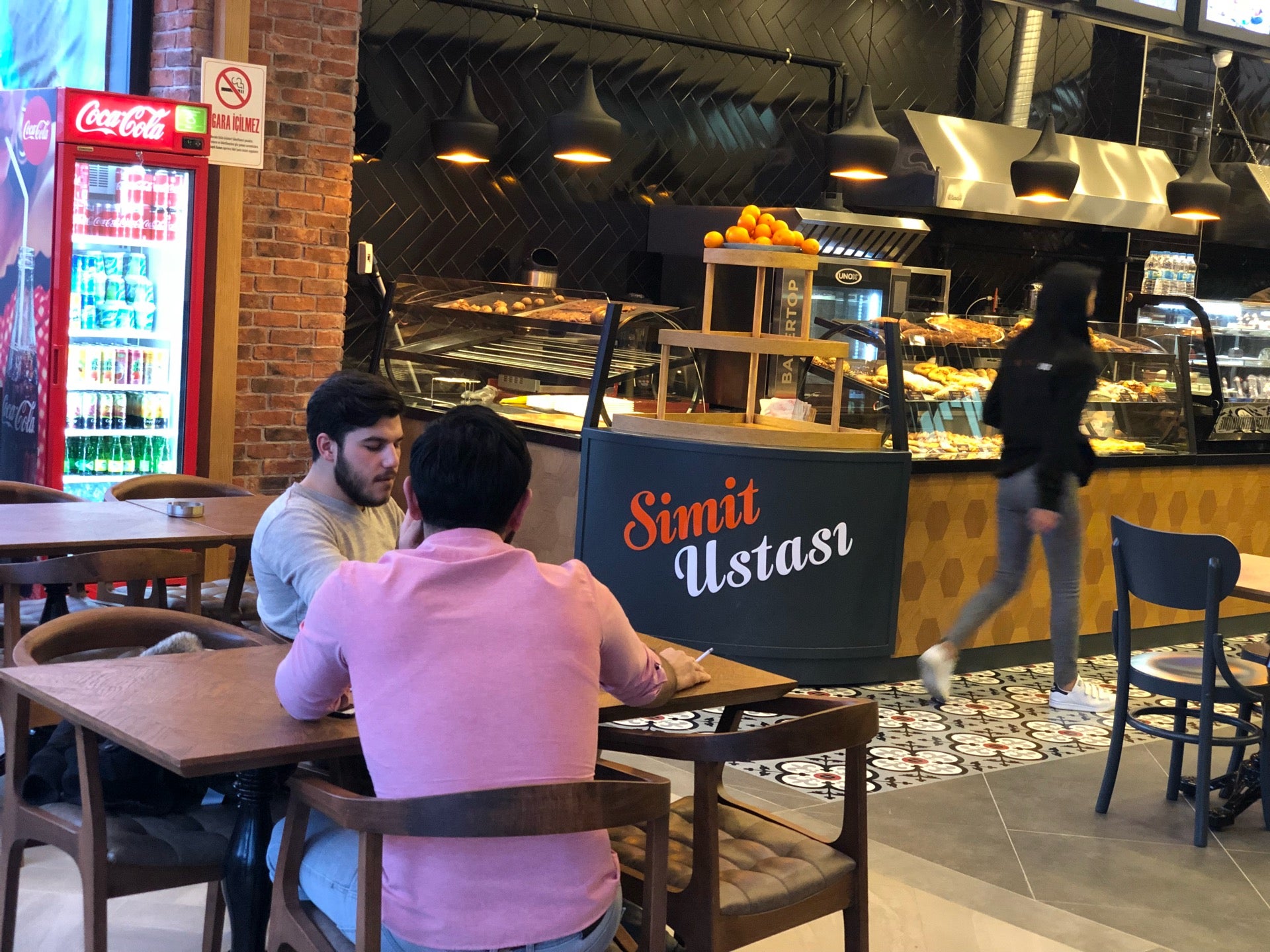 Simit Ustas Cafe Restaurant yeri ve telefon numaras .Yukar