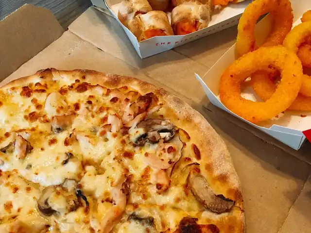 Domino's Pizza Food Photo 2