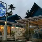 GRIS Lounge Resto & Cafe Food Photo 8