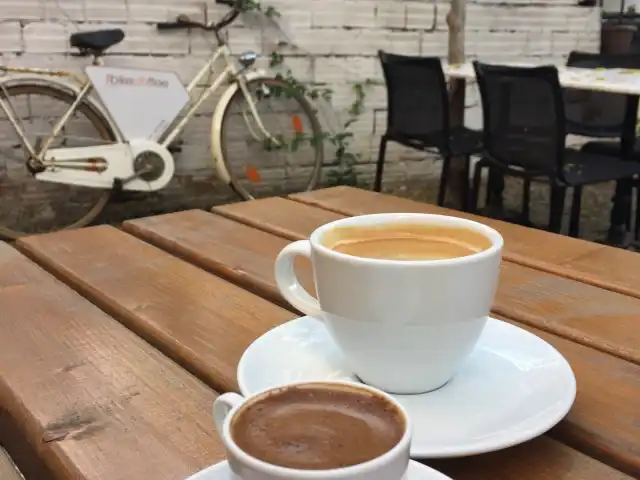 The Bike Coffee'nin yemek ve ambiyans fotoğrafları 13