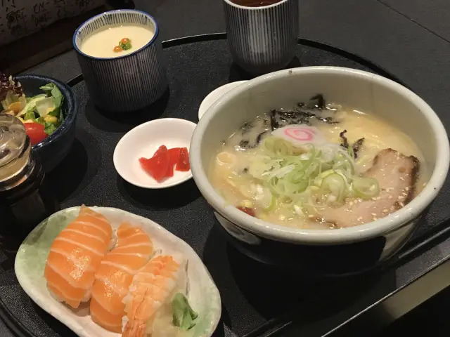 Hokkaido Ramen Santouka - Tokyo Street Food Photo 9