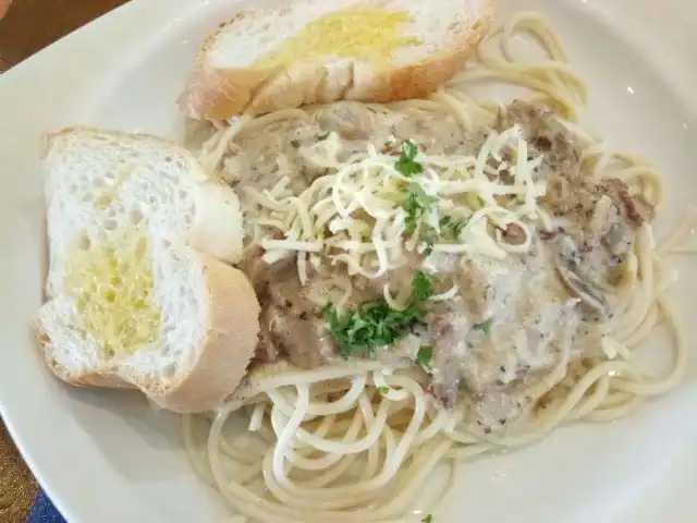 Mooon Cafe Food Photo 14