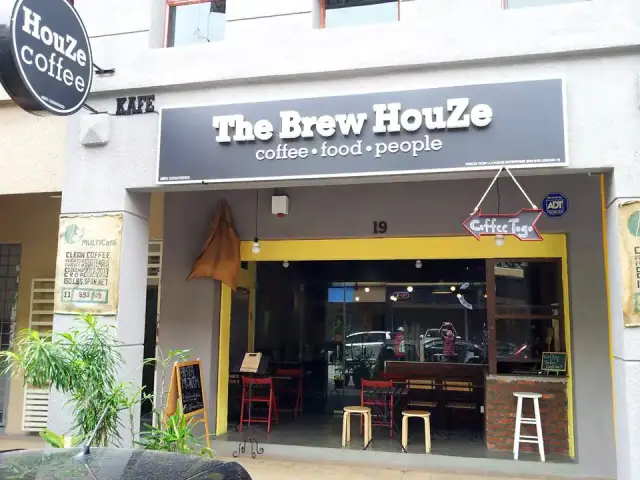 The Brew HouZe Food Photo 4