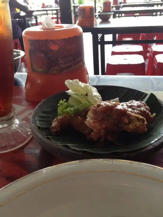 Gambar Makanan Ayam Penyet Pak Ulis 6