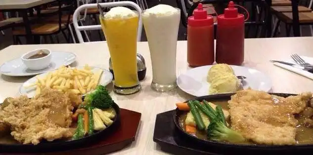 Gambar Makanan The Icon Grill Steak 2