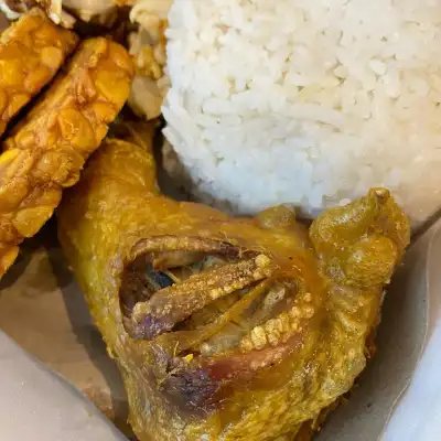 Pecel Lele & Ayam Goreng Rizky