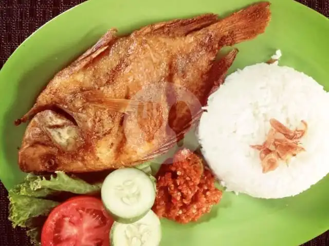 Gambar Makanan Penyetan Kazet, DI Panjaitan 2