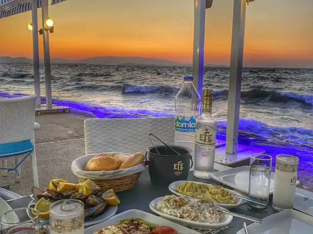 Mezze Teras Restaurant'nin yemek ve ambiyans fotoğrafları 4