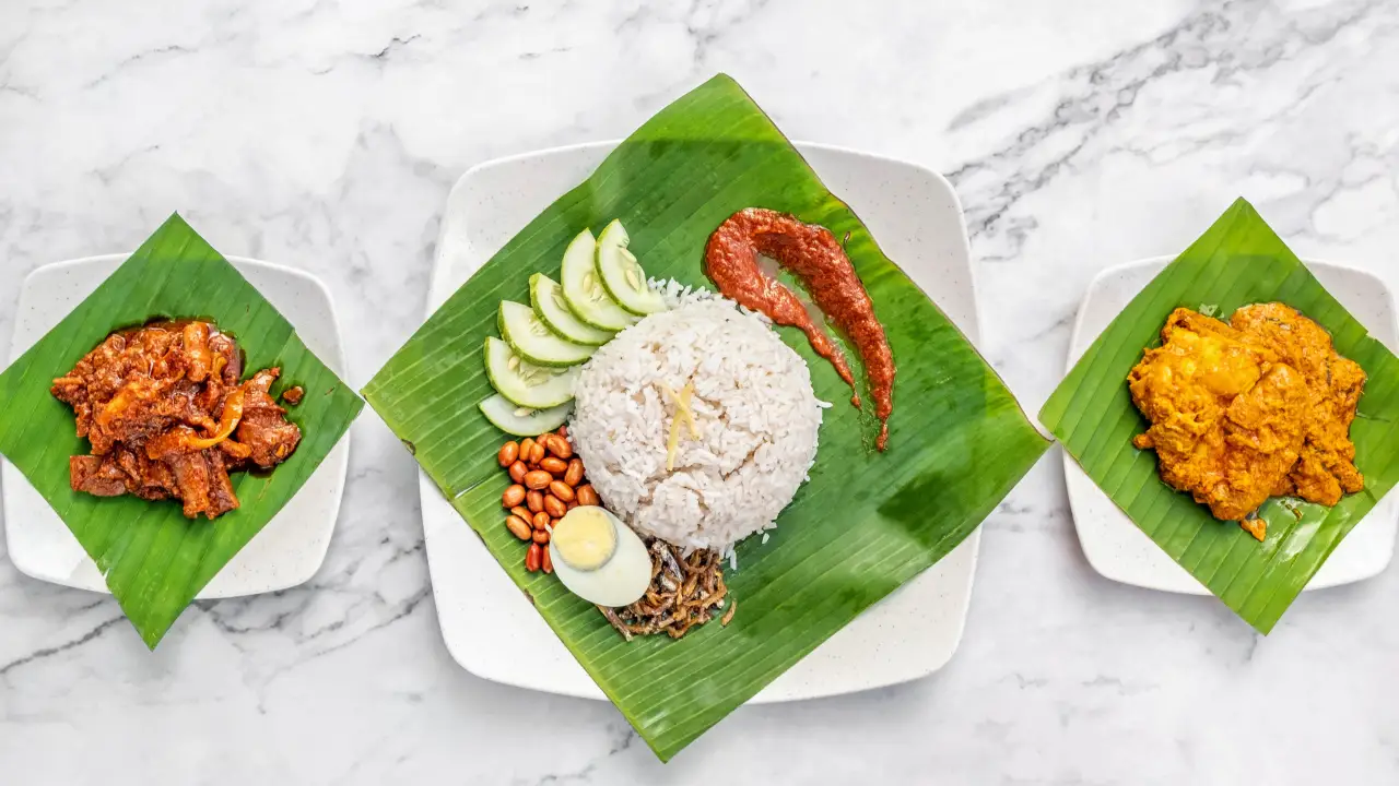 Nasi Lemak Berlauk Viral