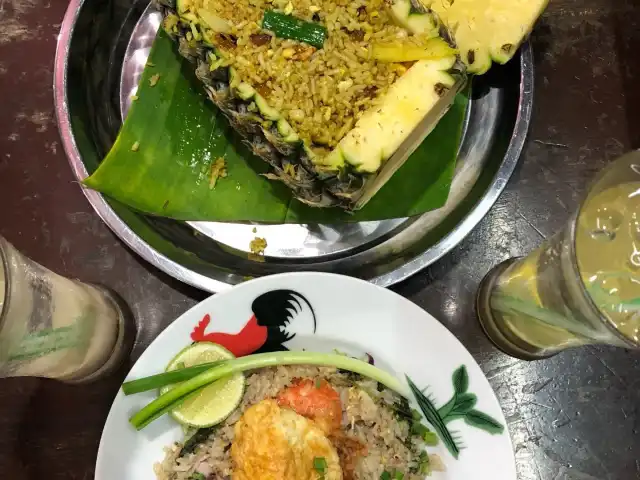 Little Rara Thai Boat Noodle Food Photo 2