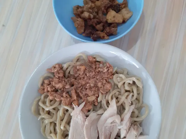 Gambar Makanan Bakmi Karet Alung 3