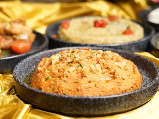 Gambar Makanan Al Nafoura Lebanese Restaurant 3