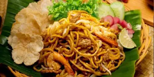 Mie Aceh Bearland, Kesatrian