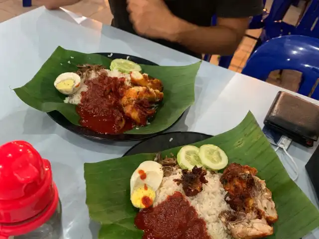 Nasi Lemak Merdeka Food Photo 3