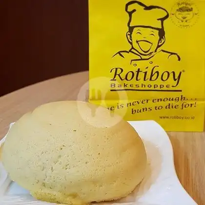 Gambar Makanan Rotiboy, STA. KRL Juanda 3