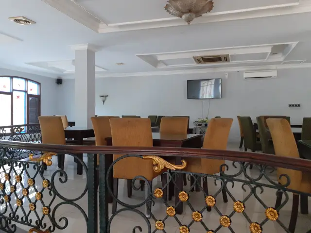 Gambar Makanan Boni Hall & Resto - Bunga Karang Hotel 2