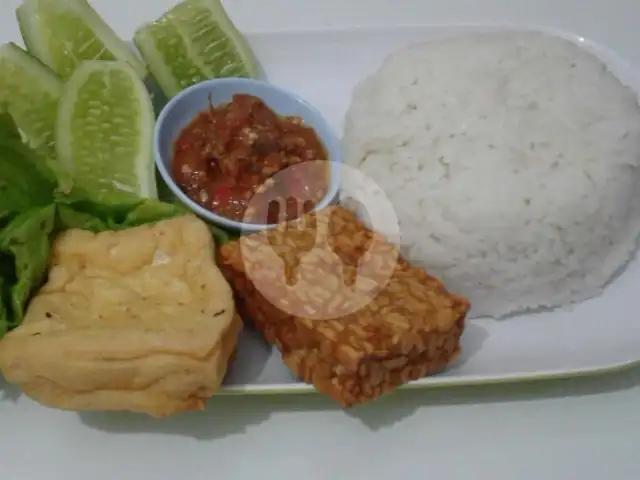 Gambar Makanan Ayam Buntung, Klojen 2