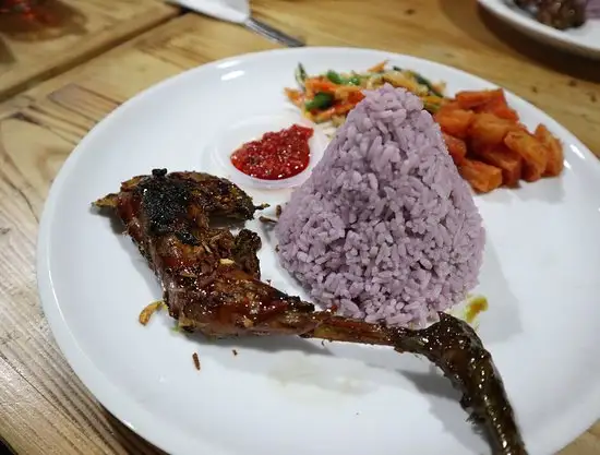 Gambar Makanan Mamih Ungu Cafe and Resto 14