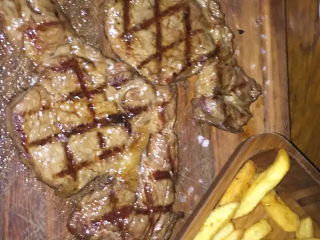 Nusr-Et Steakhouse'nin yemek ve ambiyans fotoğrafları 15