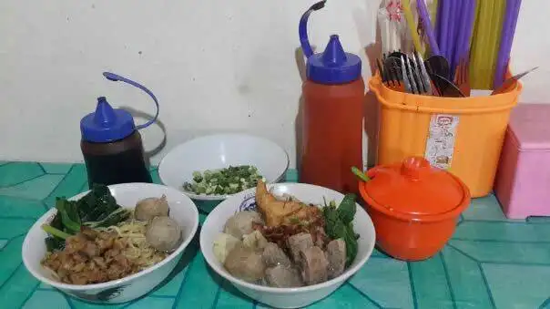 Gambar Makanan Bakso Rudal Asli Karang Anyar Solo 3