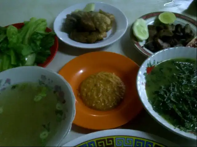Gambar Makanan Lapo Ni Tondongta Pramuka - Cab. Kebon Jeruk 5