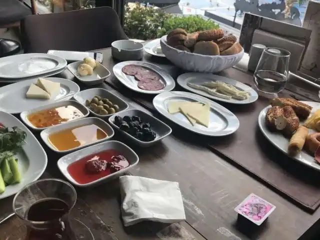 Kaşıbeyaz Ataşehir'nin yemek ve ambiyans fotoğrafları 28