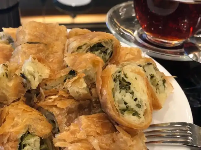 Karaköy Börek Pasta Cafe'nin yemek ve ambiyans fotoğrafları 8