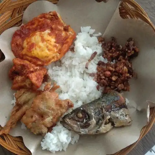 Gambar Makanan Prasmanan Bersama 2