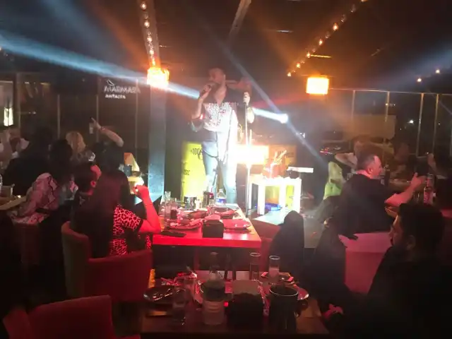 Darbuka Sahne Lara'nin yemek ve ambiyans fotoğrafları 2