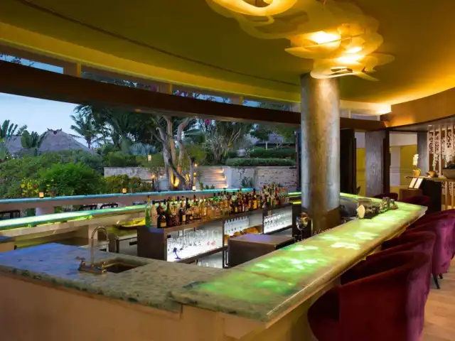 Gambar Makanan Martini Bar - Ayana Resort and Spa 2
