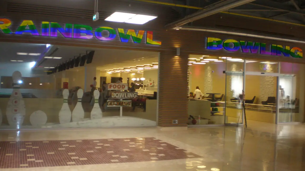Rainbowl Bowling - Bar & Restaruant