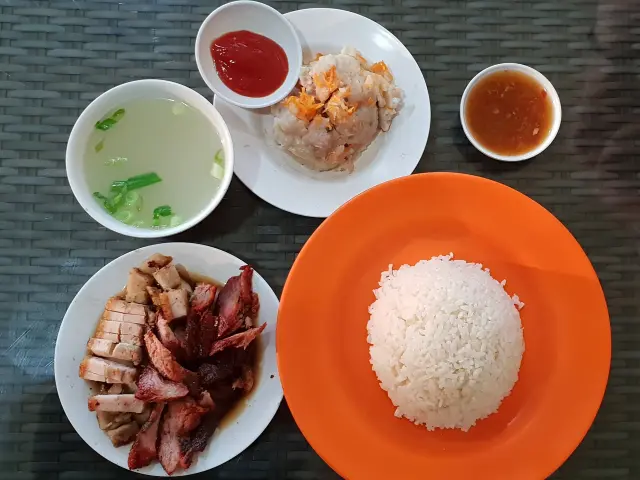 Gambar Makanan Apollo Hainanese Chicken Rice 4