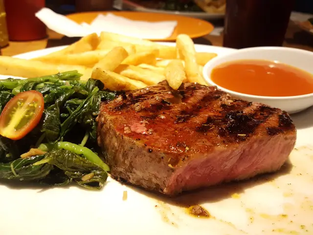 Gambar Makanan Steak Hotel by Holycow! 12