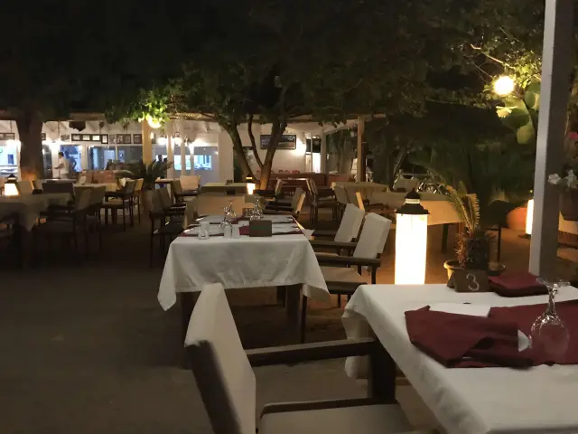 Azur Aida Restaurant