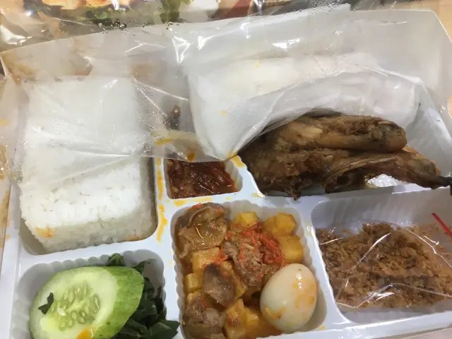 Gambar Makanan Pondok Ayam Goreng Gemes 8