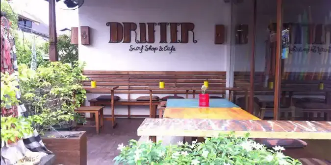 Drifter Surf Shop & Cafe