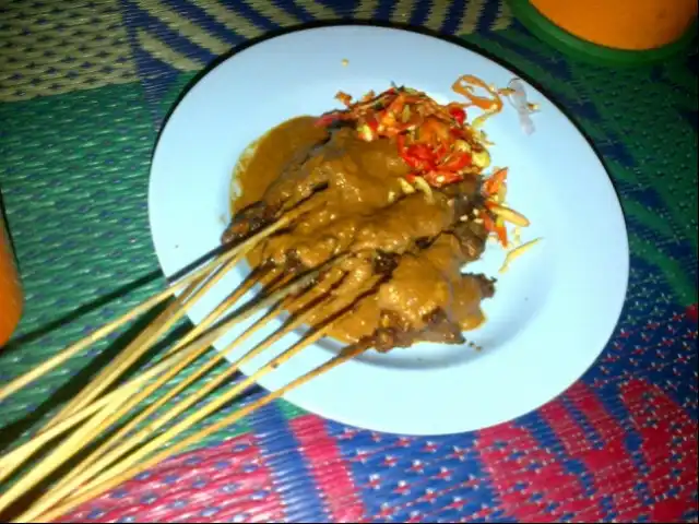 Gambar Makanan Sate Klopo Dharmawangsa 7