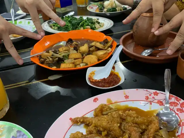 Gambar Makanan Rumah Makan Laras Hati 4