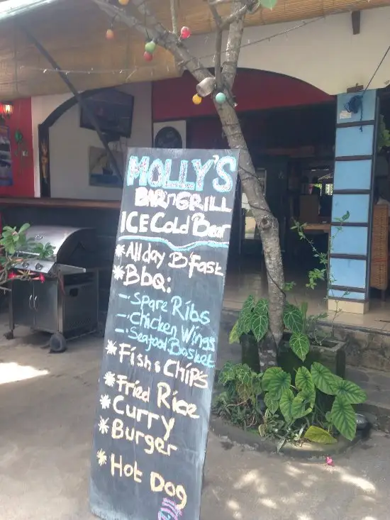 Gambar Makanan Molly's Bar and Grill 2