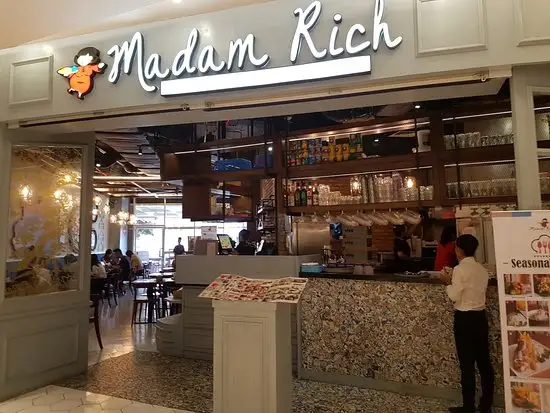 Gambar Makanan Madam Rich Central Park 11