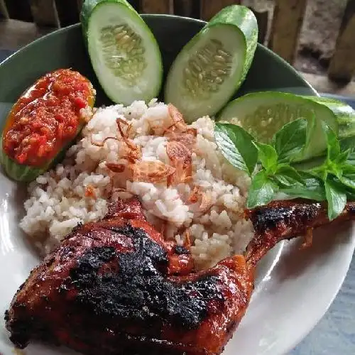 Gambar Makanan Ayam Penyet-Nyet Mba Ning, Canggu 12