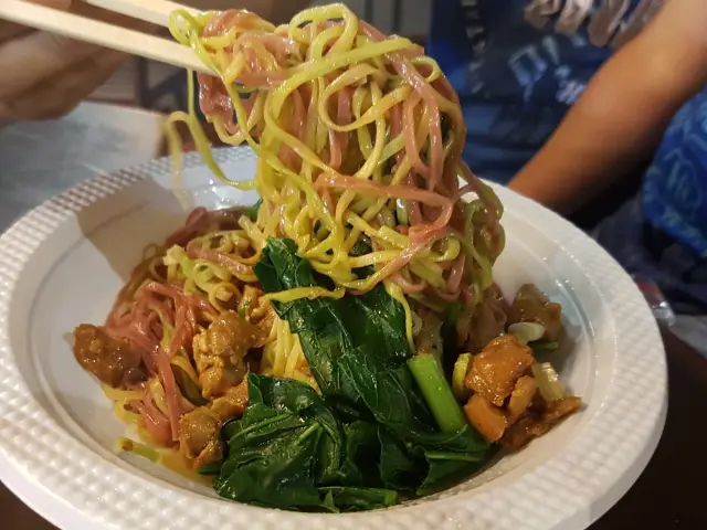 Gambar Makanan Bakmie Ayam Pelangi 11