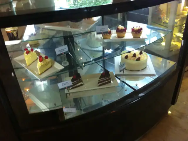 Gambar Makanan Harum Manis Cakes Shop - Hotel Ibis Jakarta Tamarin 11