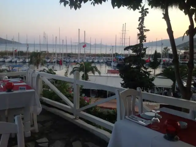 Akın Restaurant