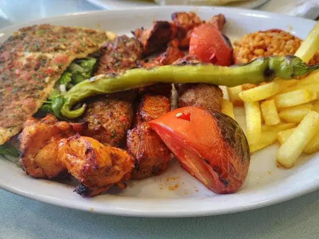 Gaziantepli Çavuşoğlu'nin yemek ve ambiyans fotoğrafları 43