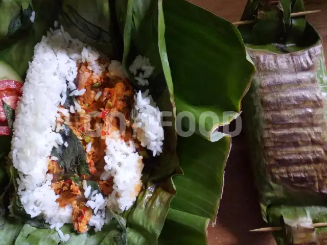 Gambar Makanan Nasi Bakar & Jinggo Sambal Roa, Taman Pancing 5