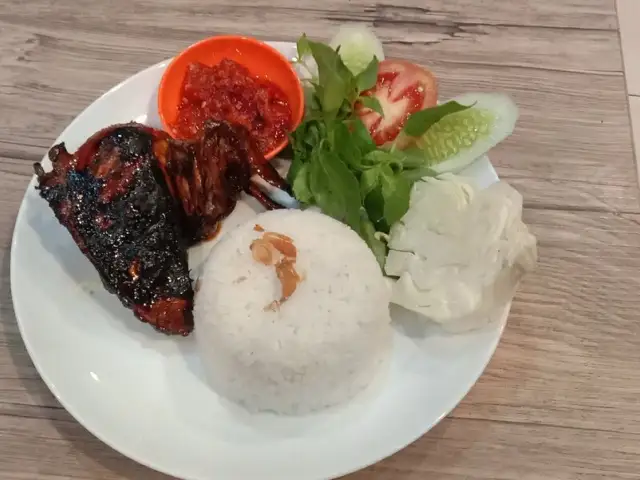 Gambar Makanan Iga Ndut Grand Wisata 5