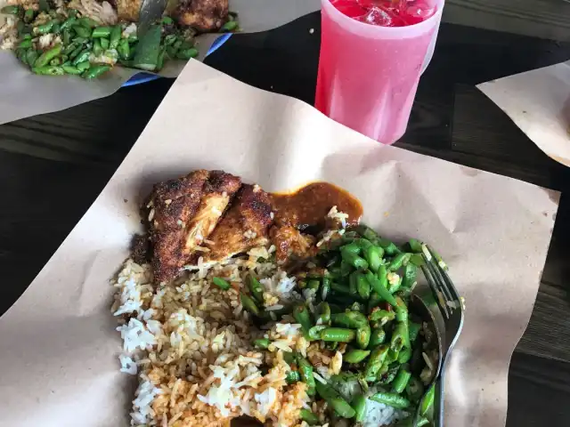 Nasi Kukus Ayam Dara Berempah Food Photo 11